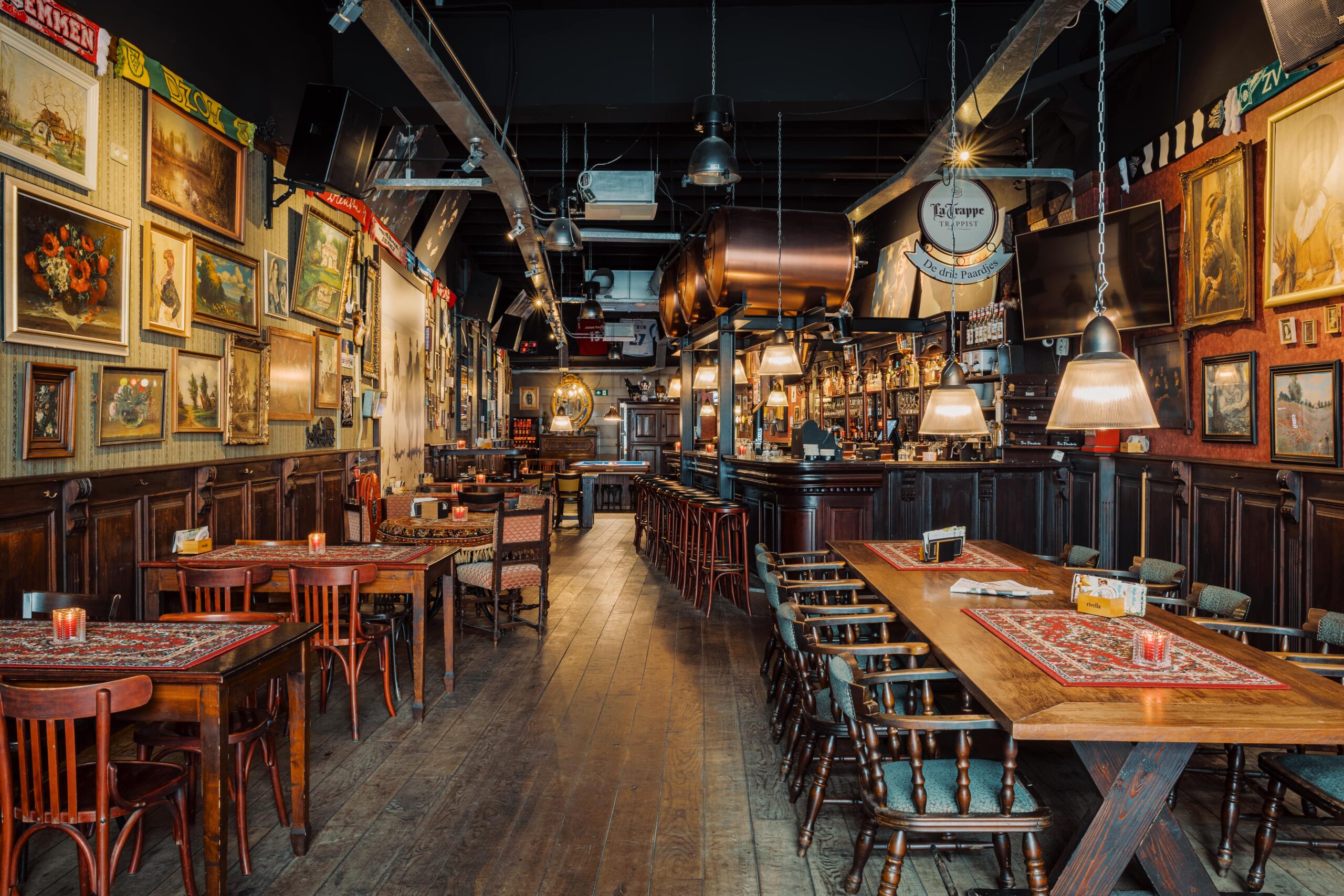 bar